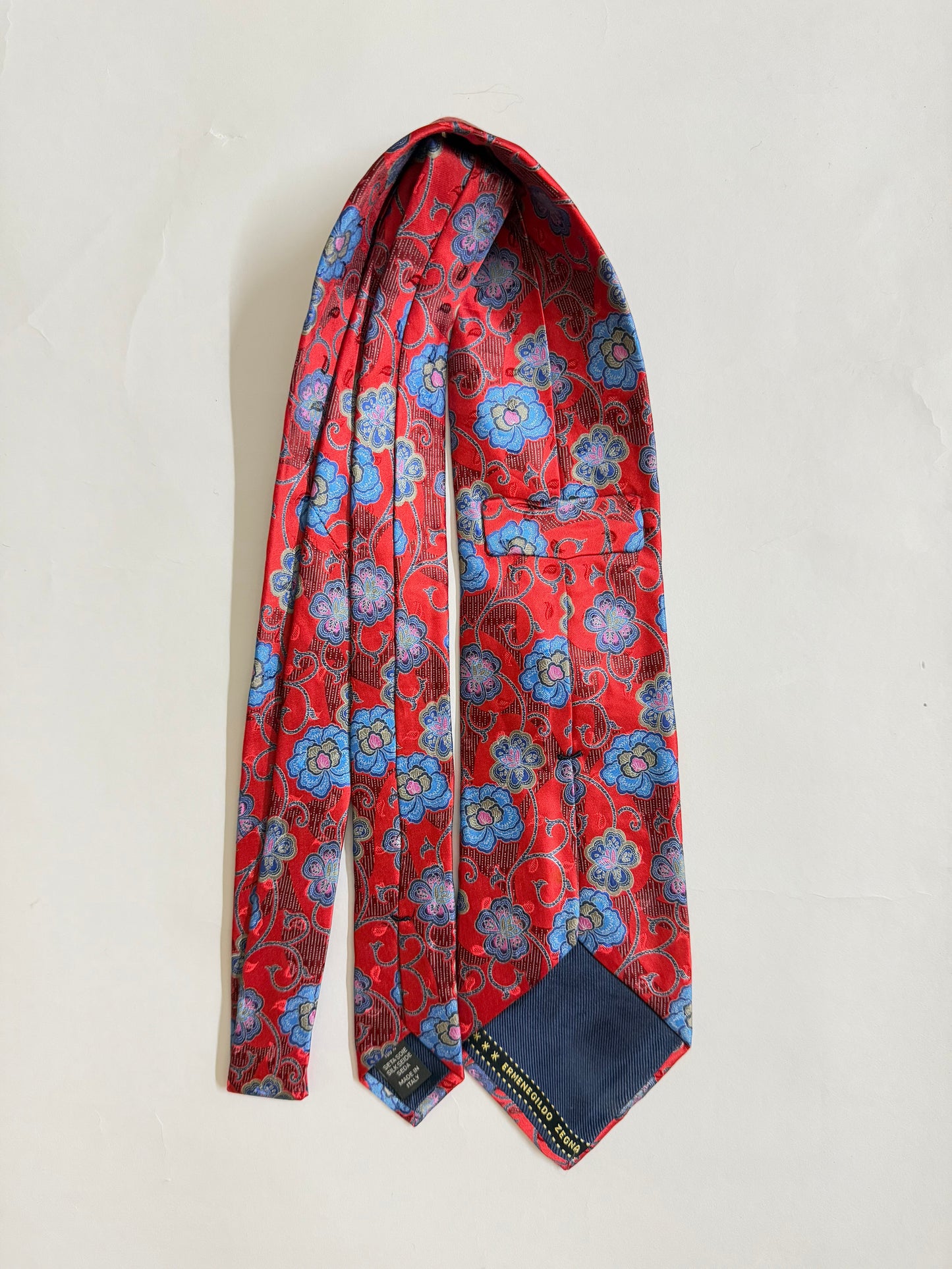 Vintage silk tie