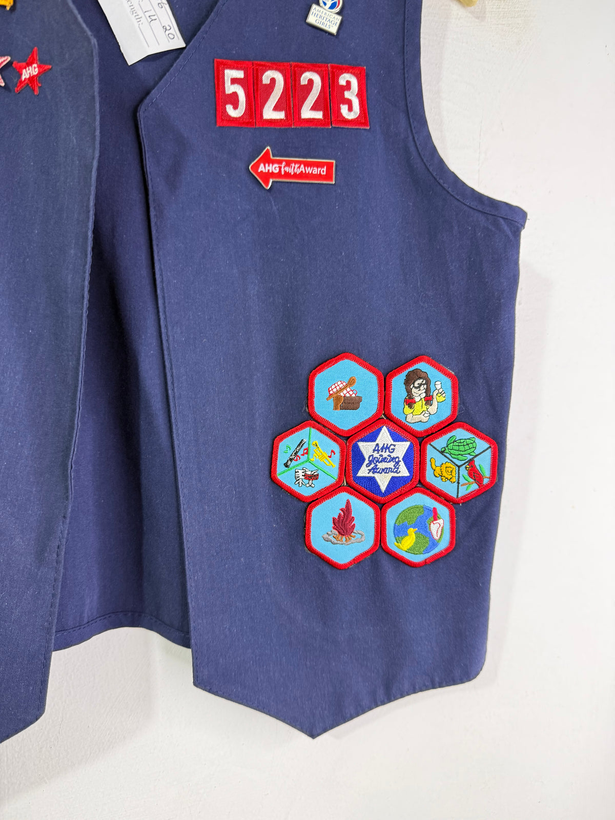 Youth l Vest