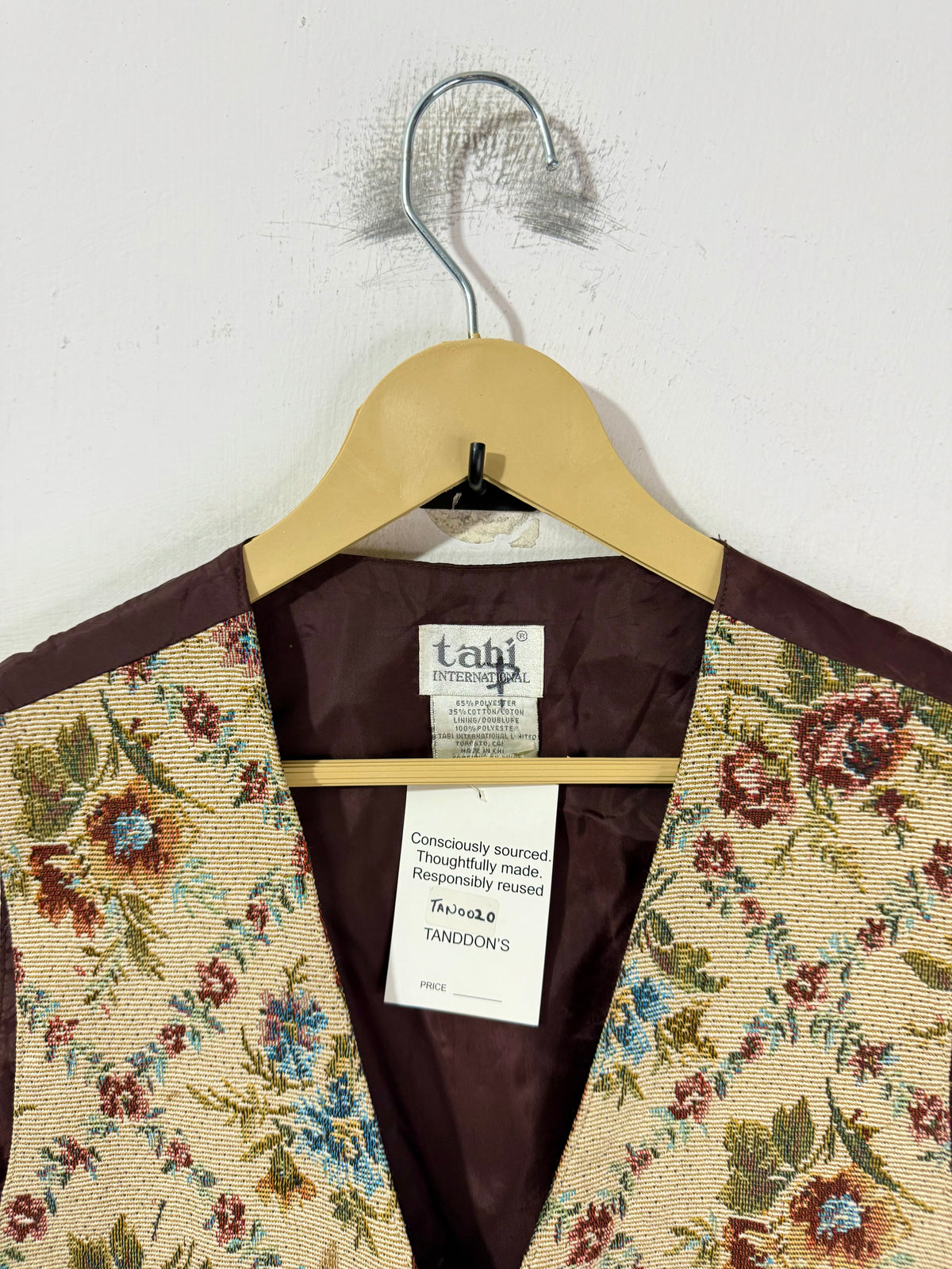 Tahi Vest