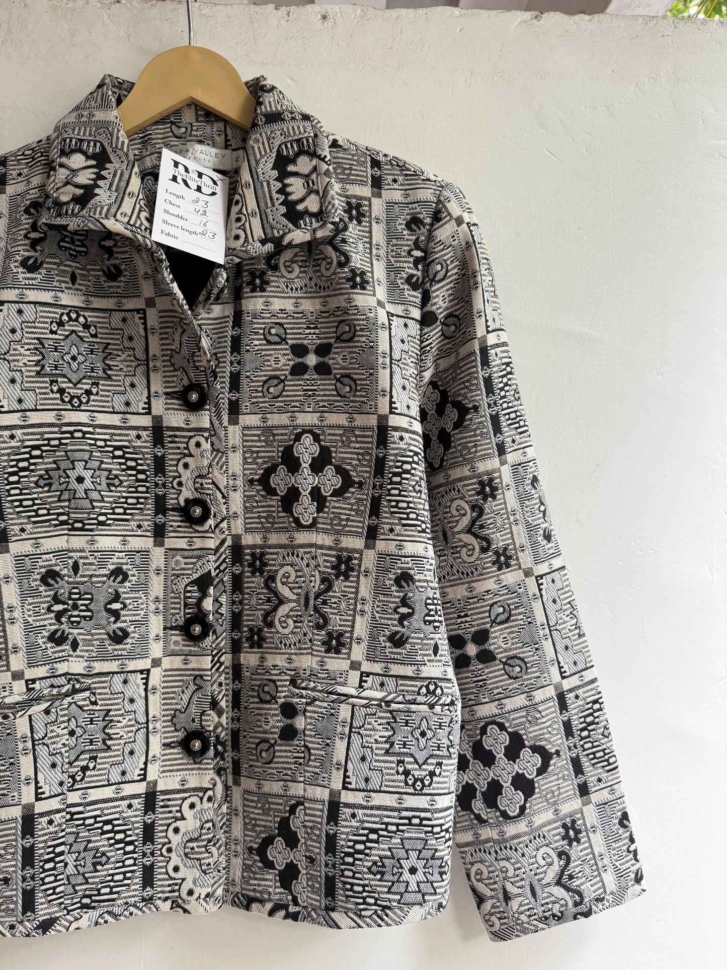 Apa Valley Jacket