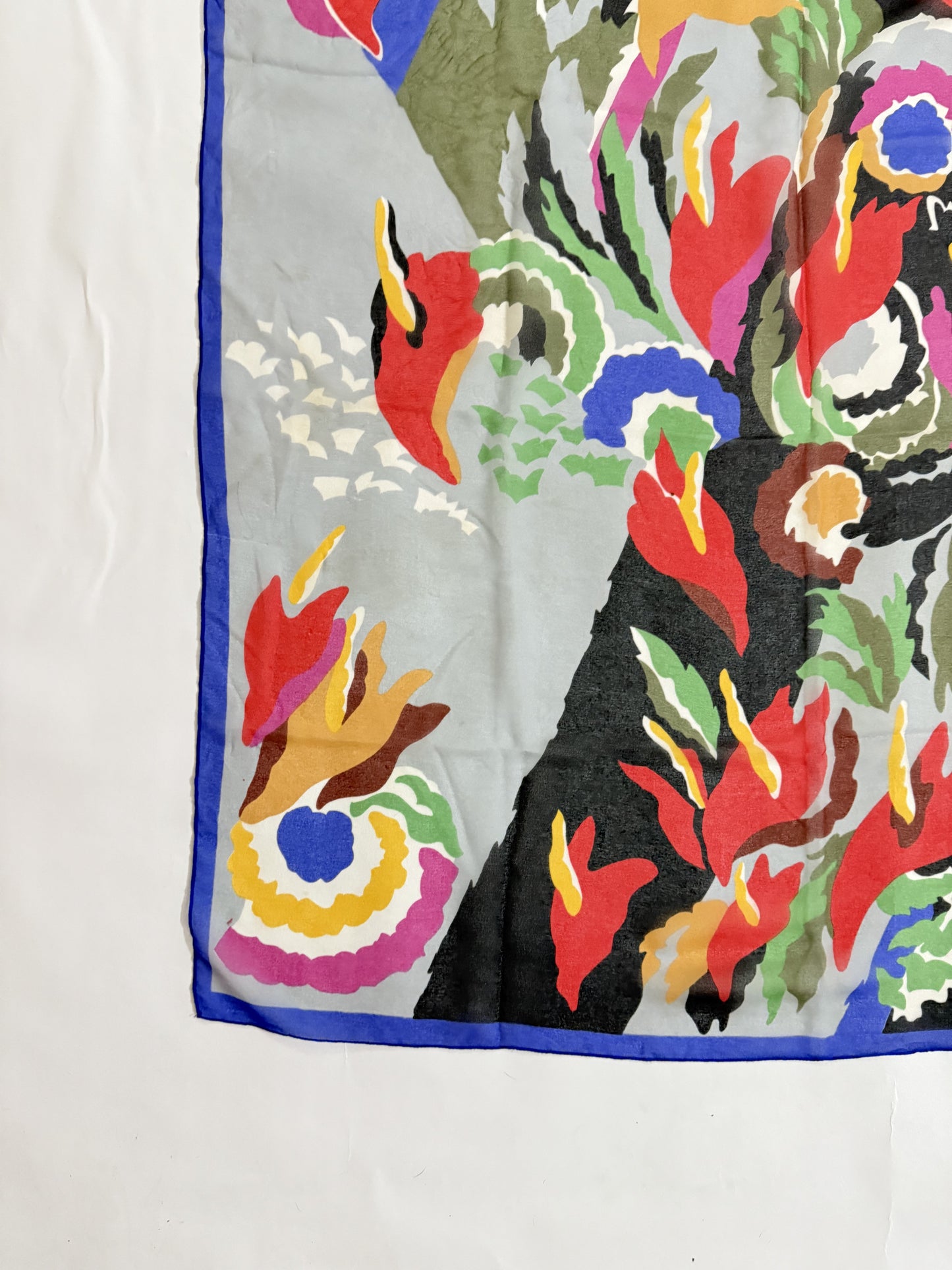 Cacharel LouLou vintage Silk scarves