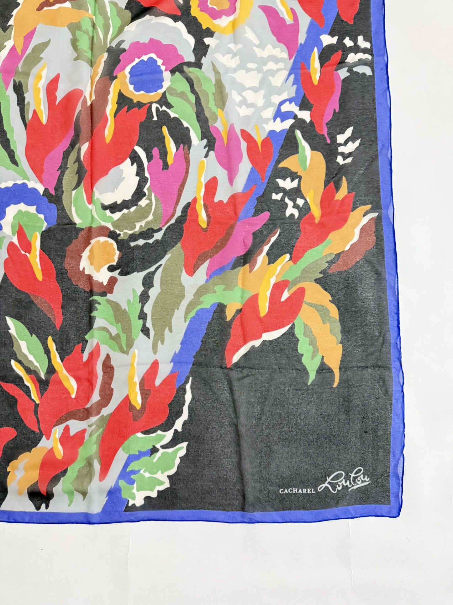Cacharel LouLou vintage Silk scarves