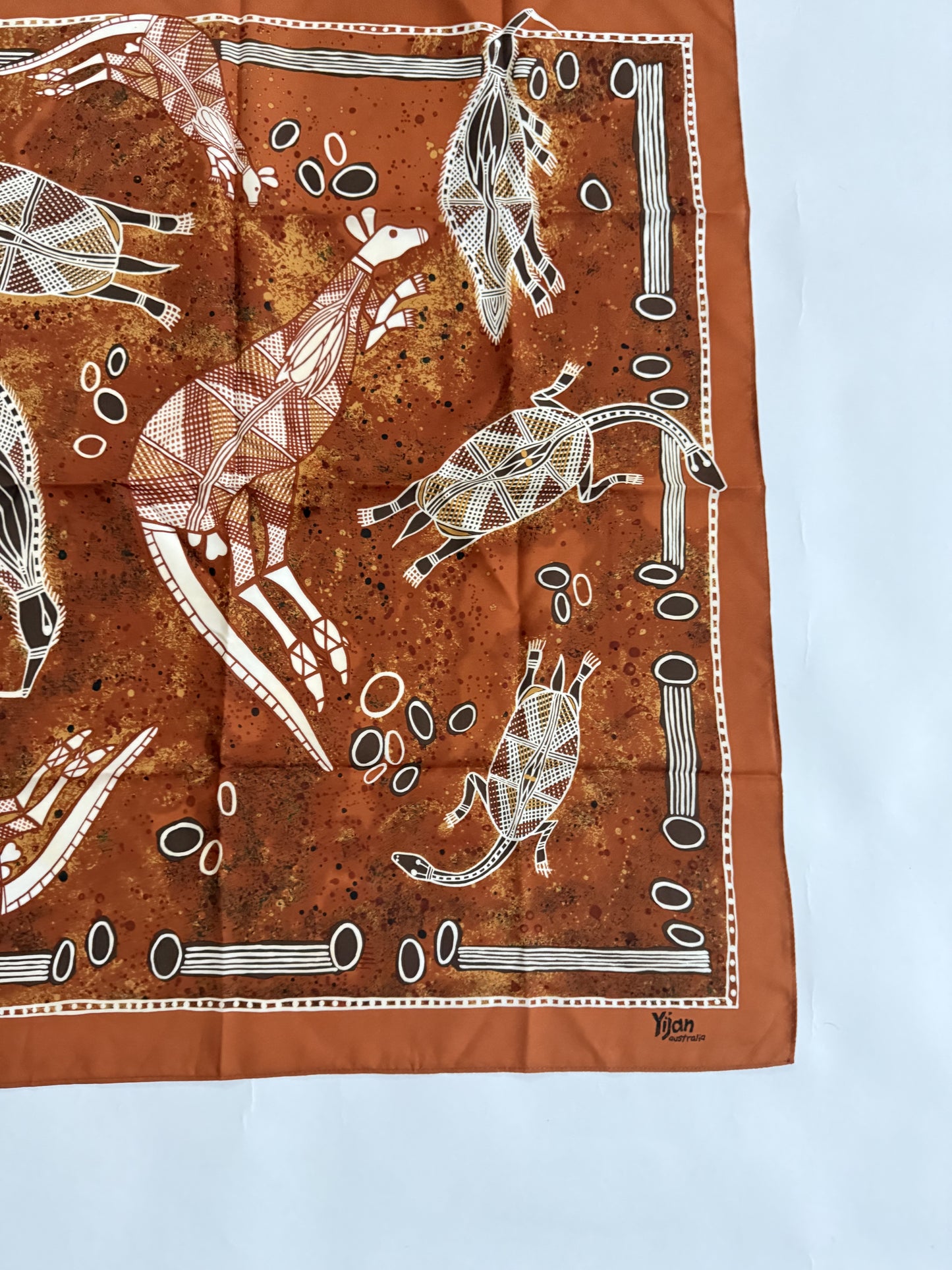 Yijan Australia vintage Silk scarves