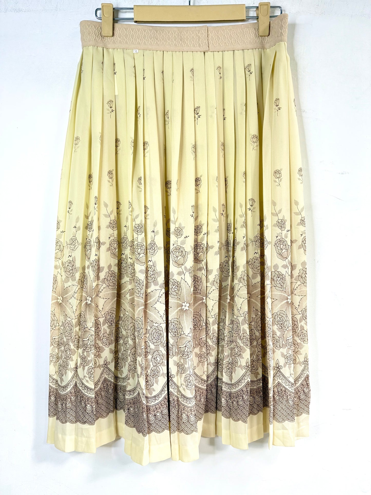 Floral shaded flared skirt