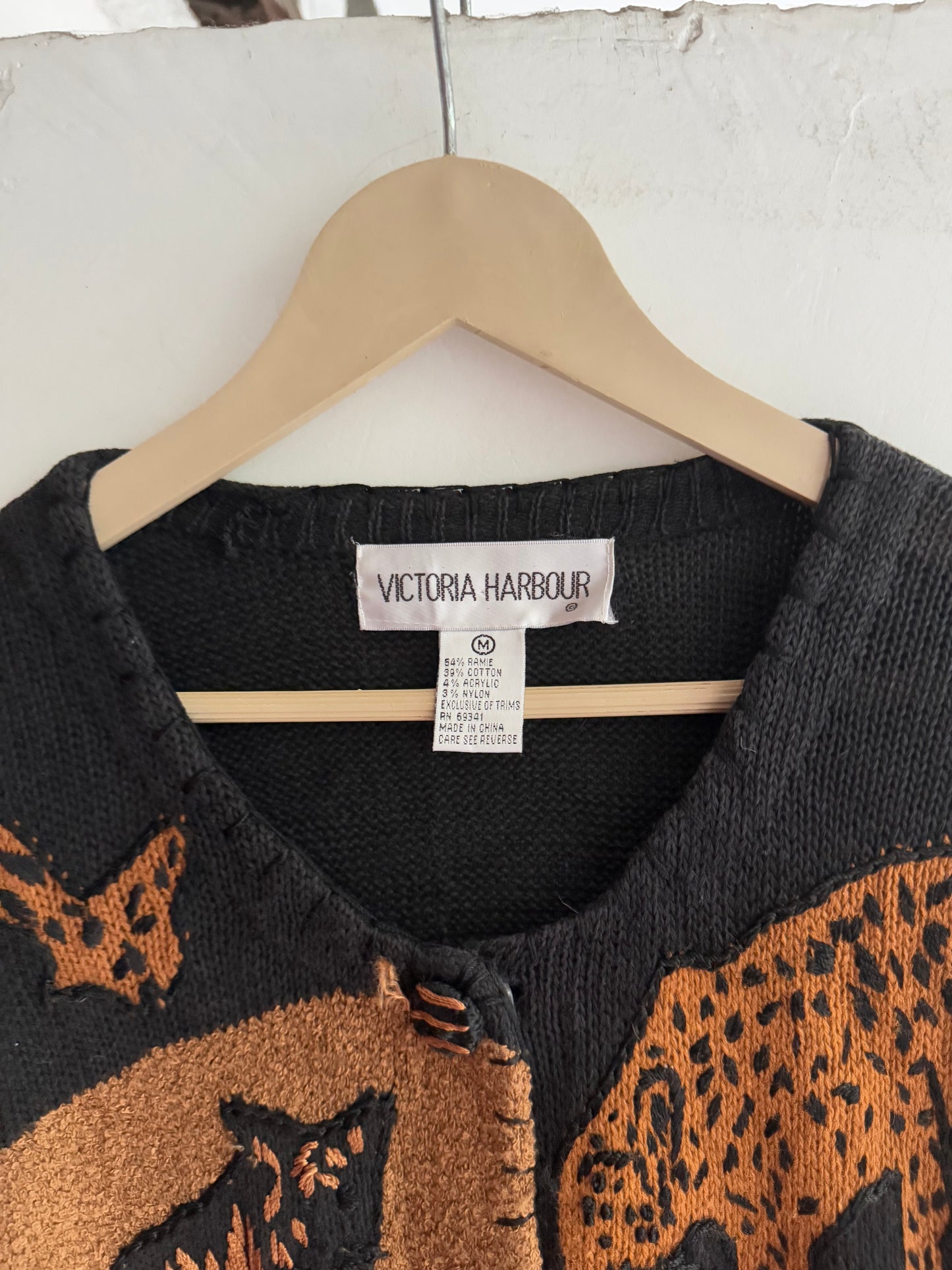 Victoria Harbour Woolen Sweater