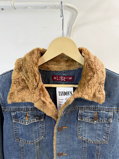 Emi  Denim Jacket whit. Fur collar