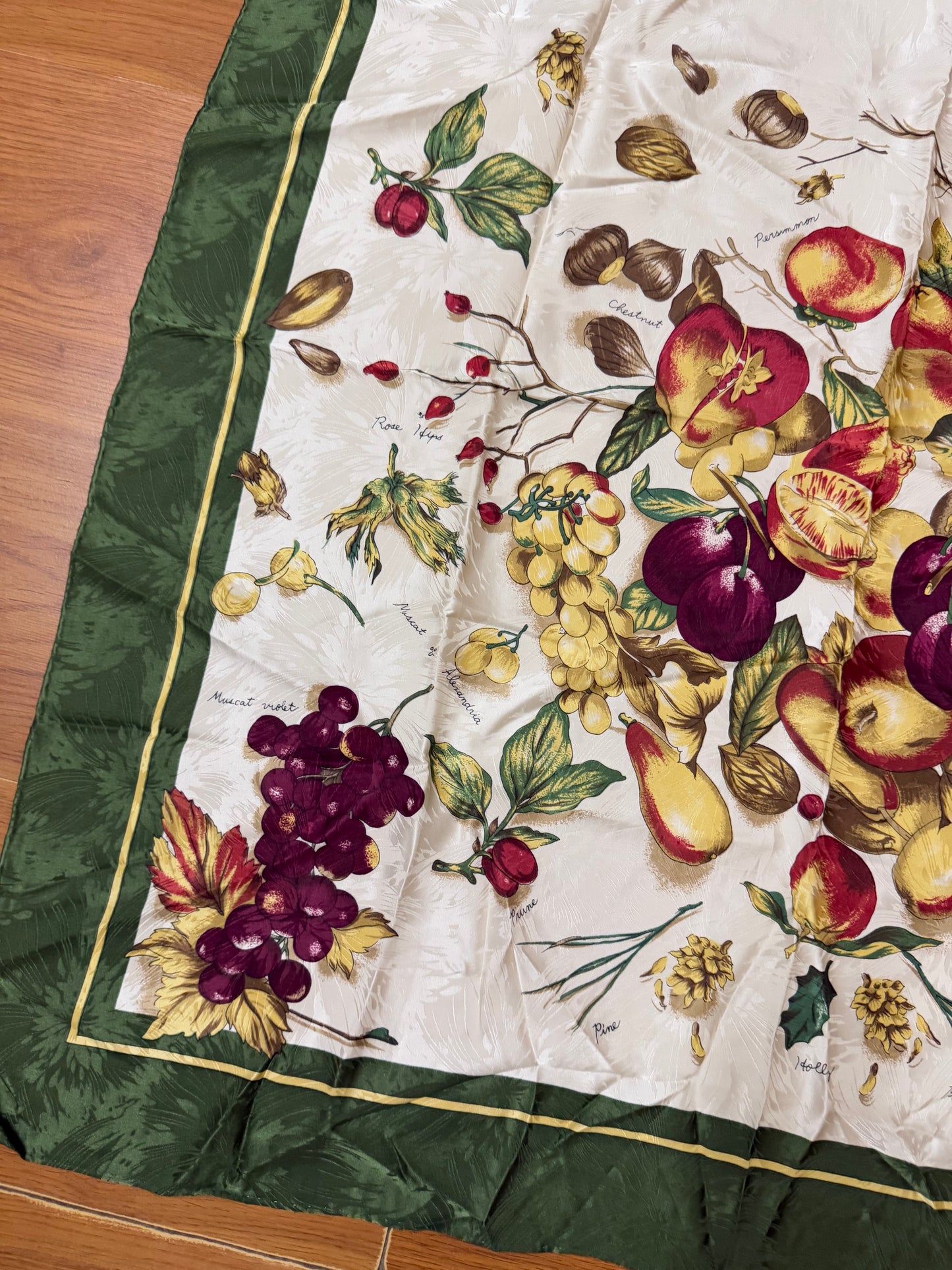 Nicole De Beau yon vintage  scarves