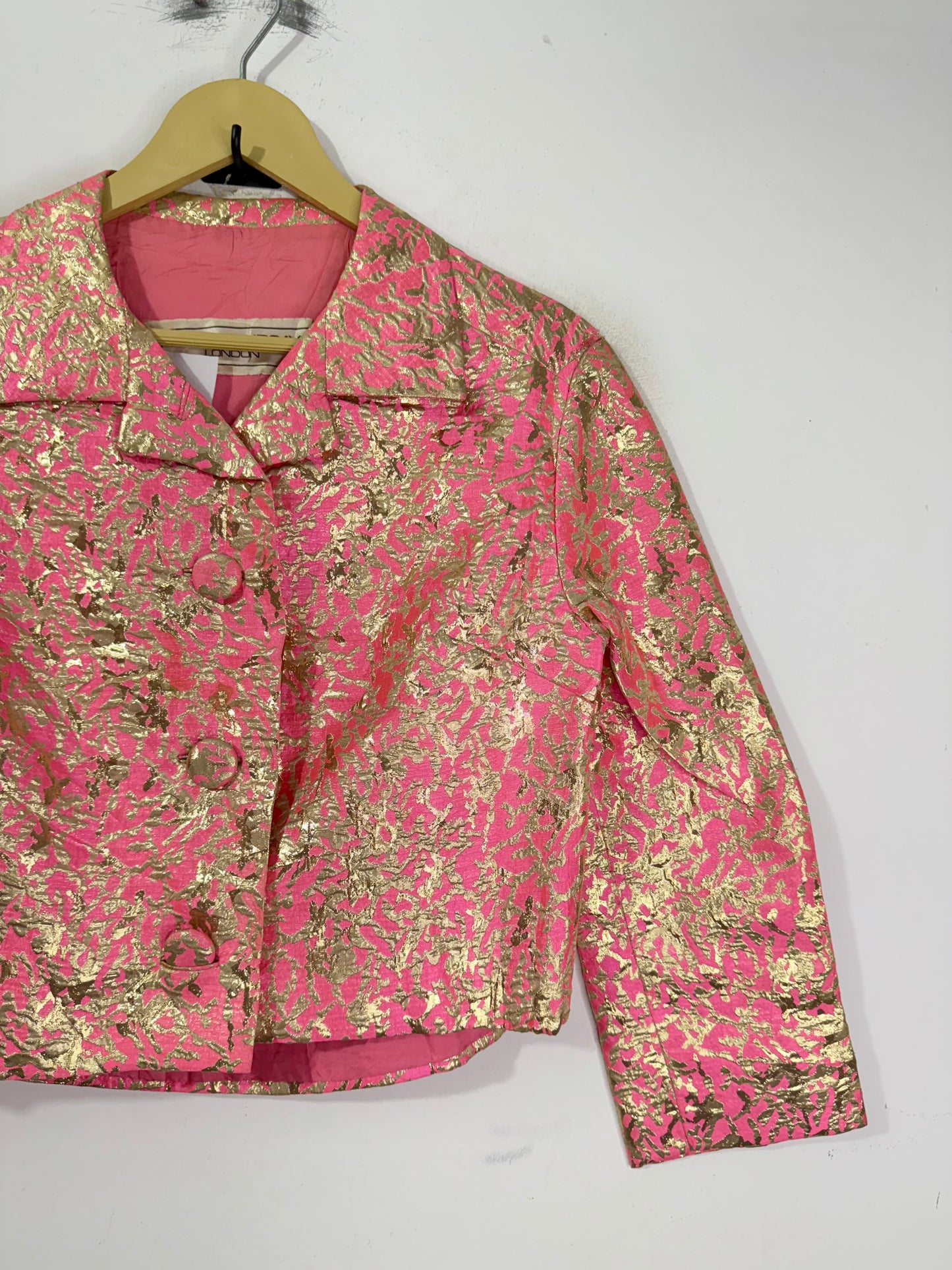 ROGER-LINDSAY LONDON Vintage Jacket