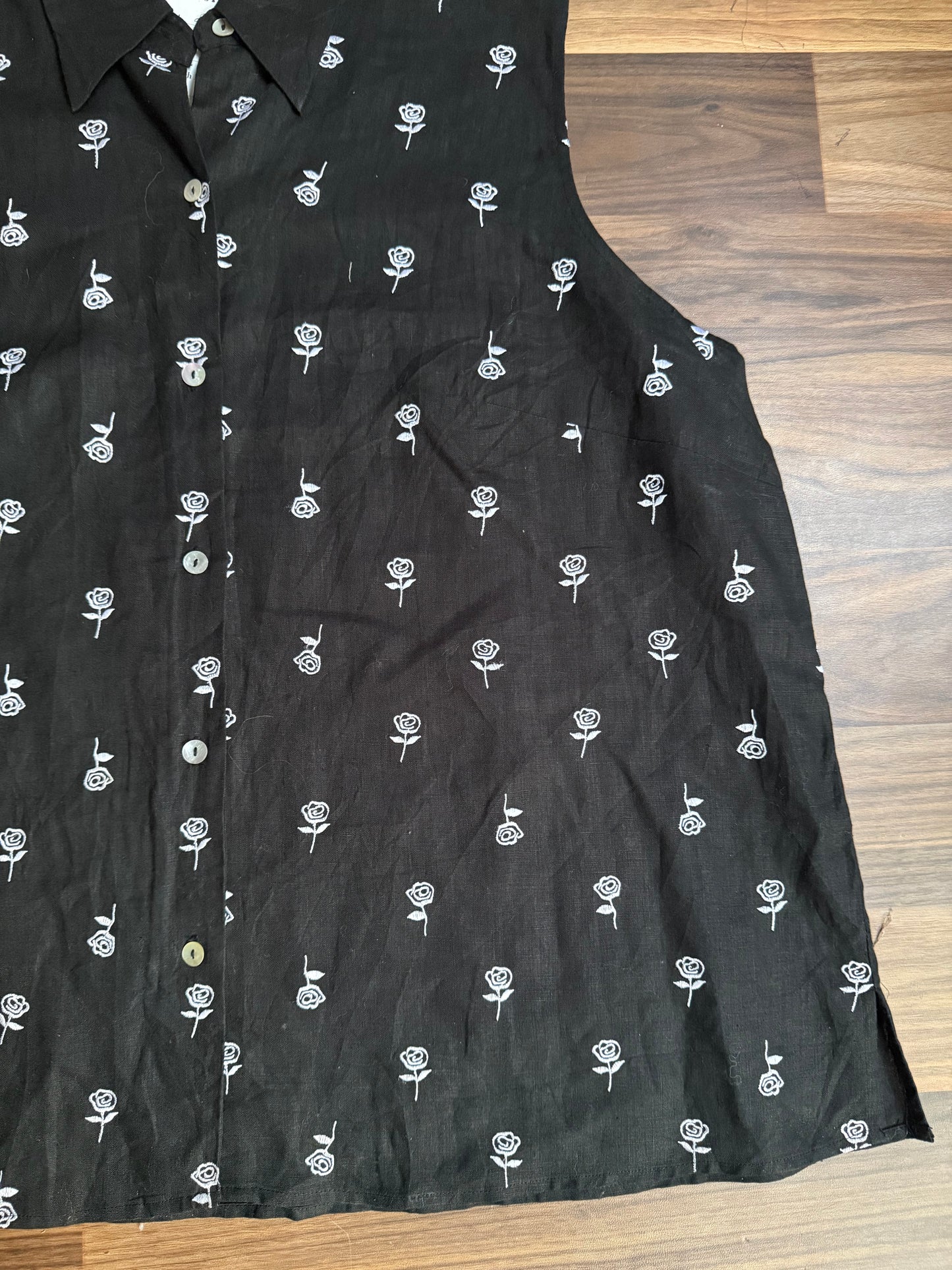 Edward Women  Embroidered vest