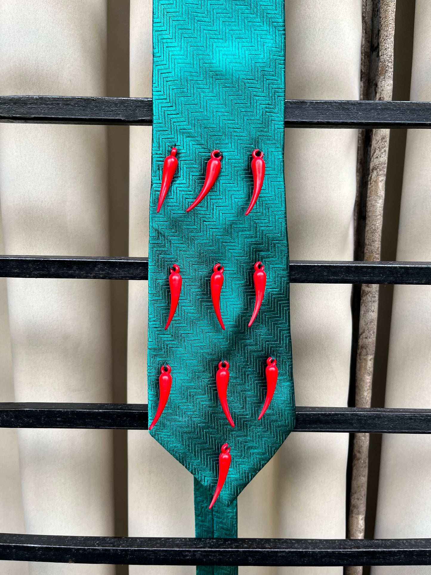 Mirchi charm Handmade Vintage Silk Tie