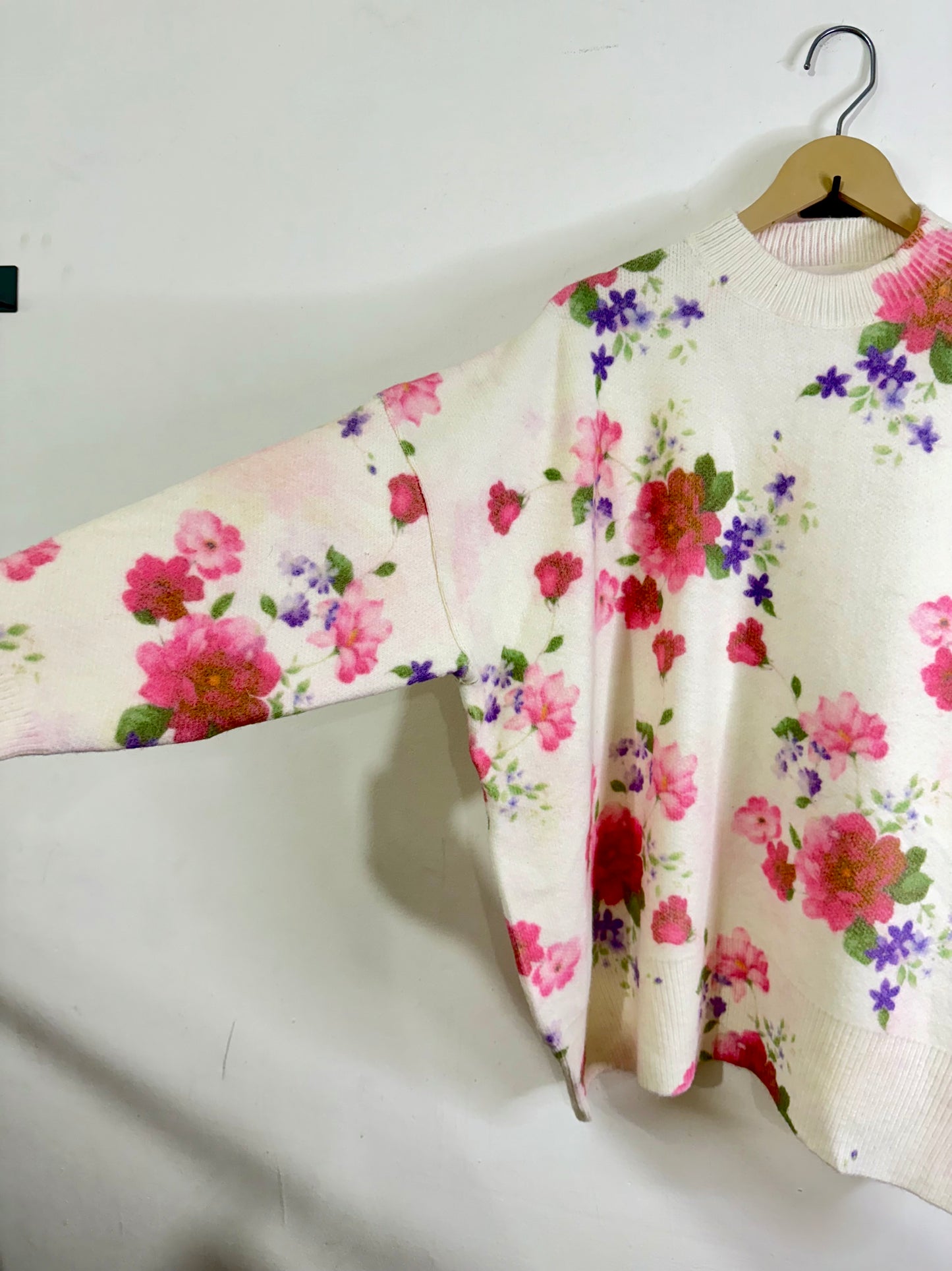 Exclusive Design Woolen Sweater