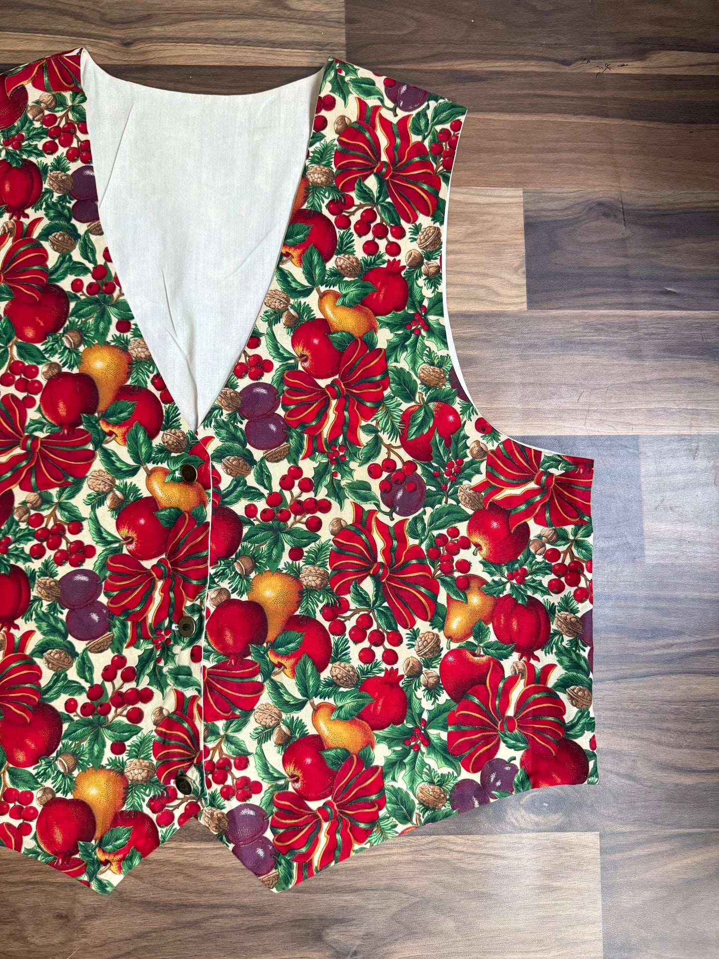 Fruit print vest