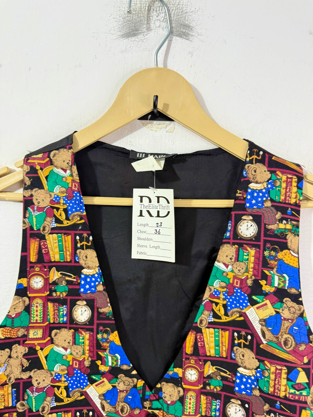 Main Vest
