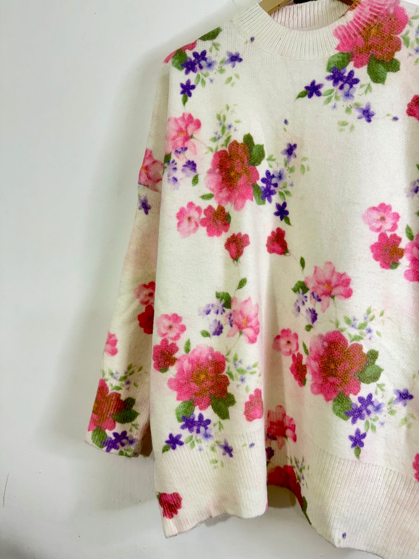 Exclusive Design Woolen Sweater