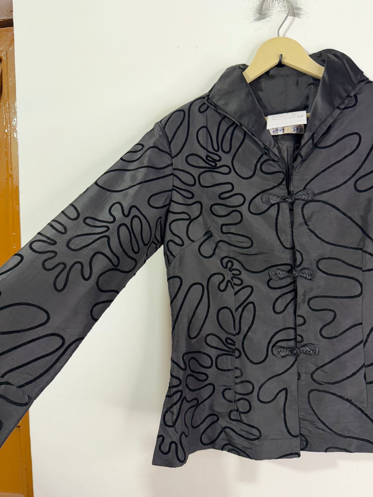 Black Embossed Line Art Embroidered Vintage Jacket