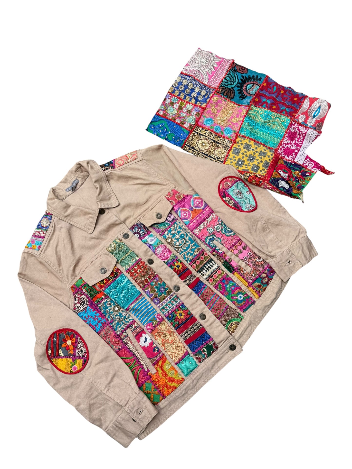 Boho Patchwork Saree Border Utility Jacket (Beige / Vintage Trim)