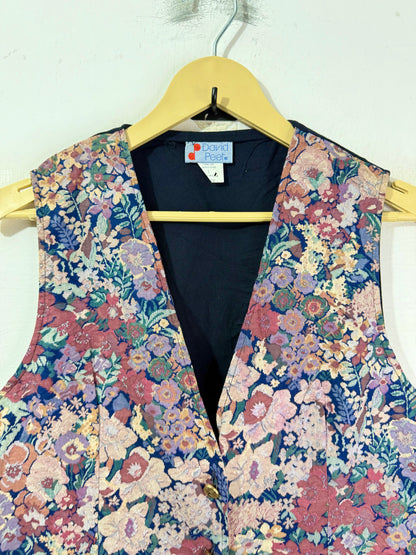 David peet  Vest