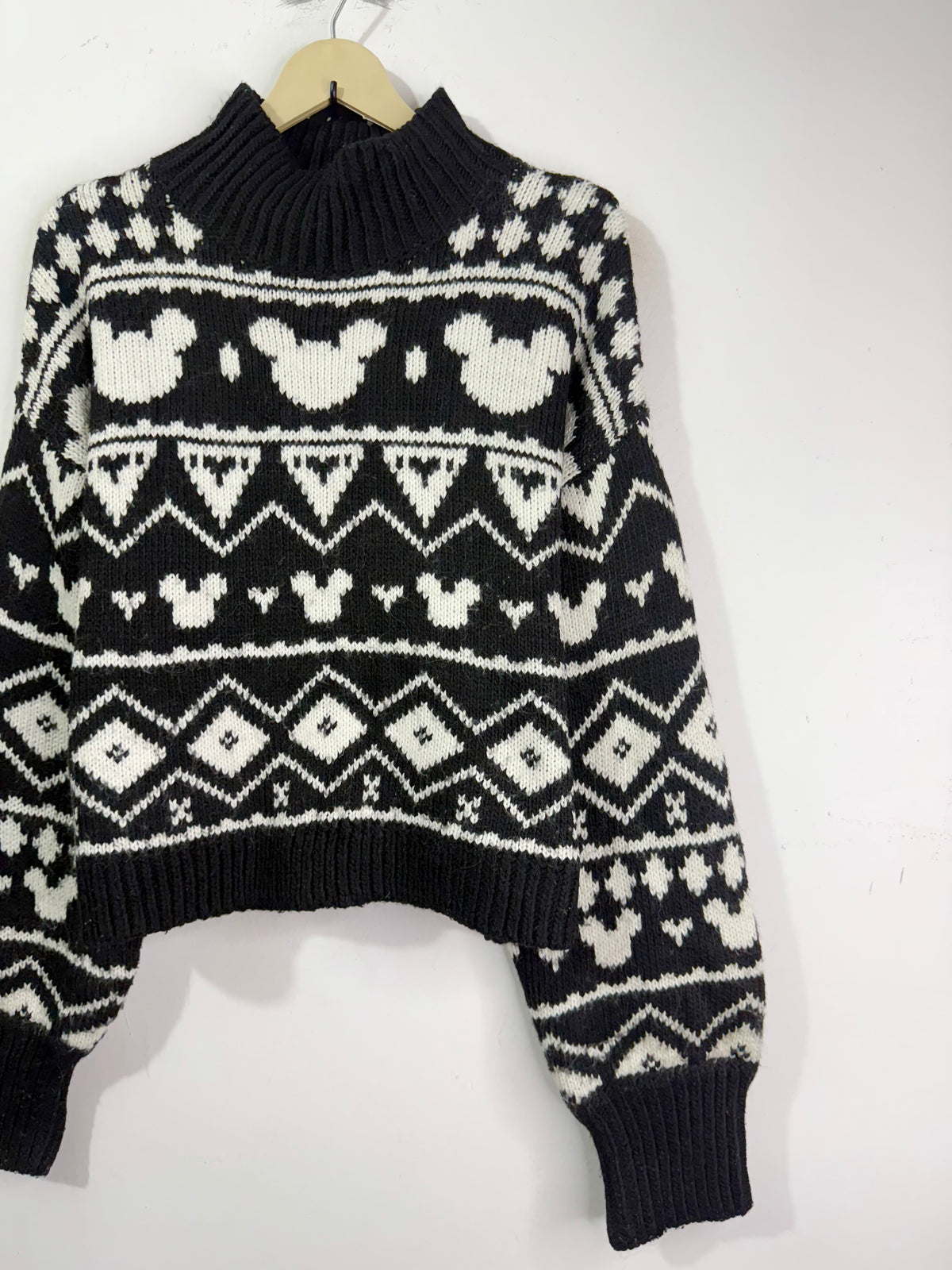 Abstract Sweater