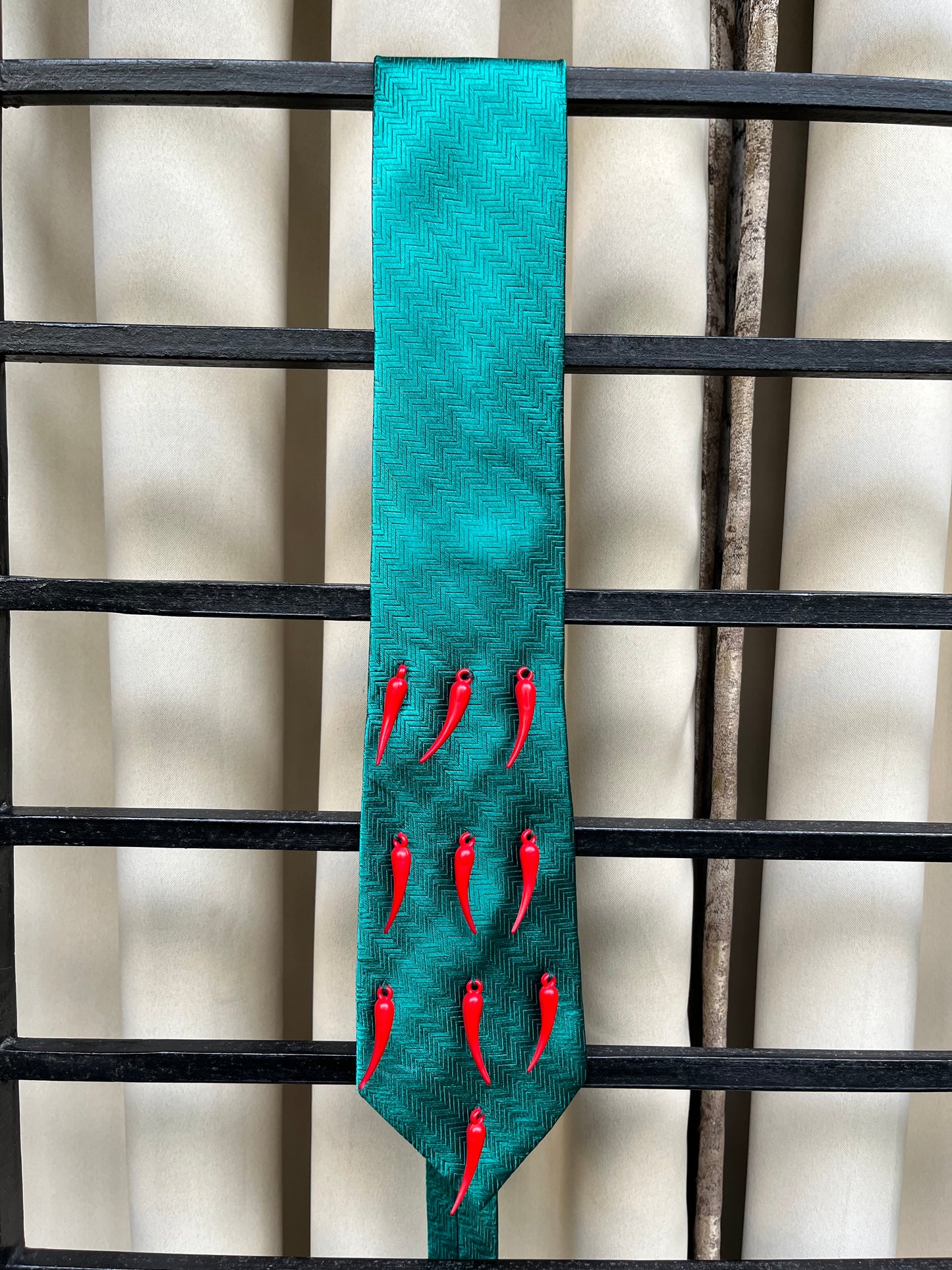 Mirchi charm Handmade Vintage Silk Tie