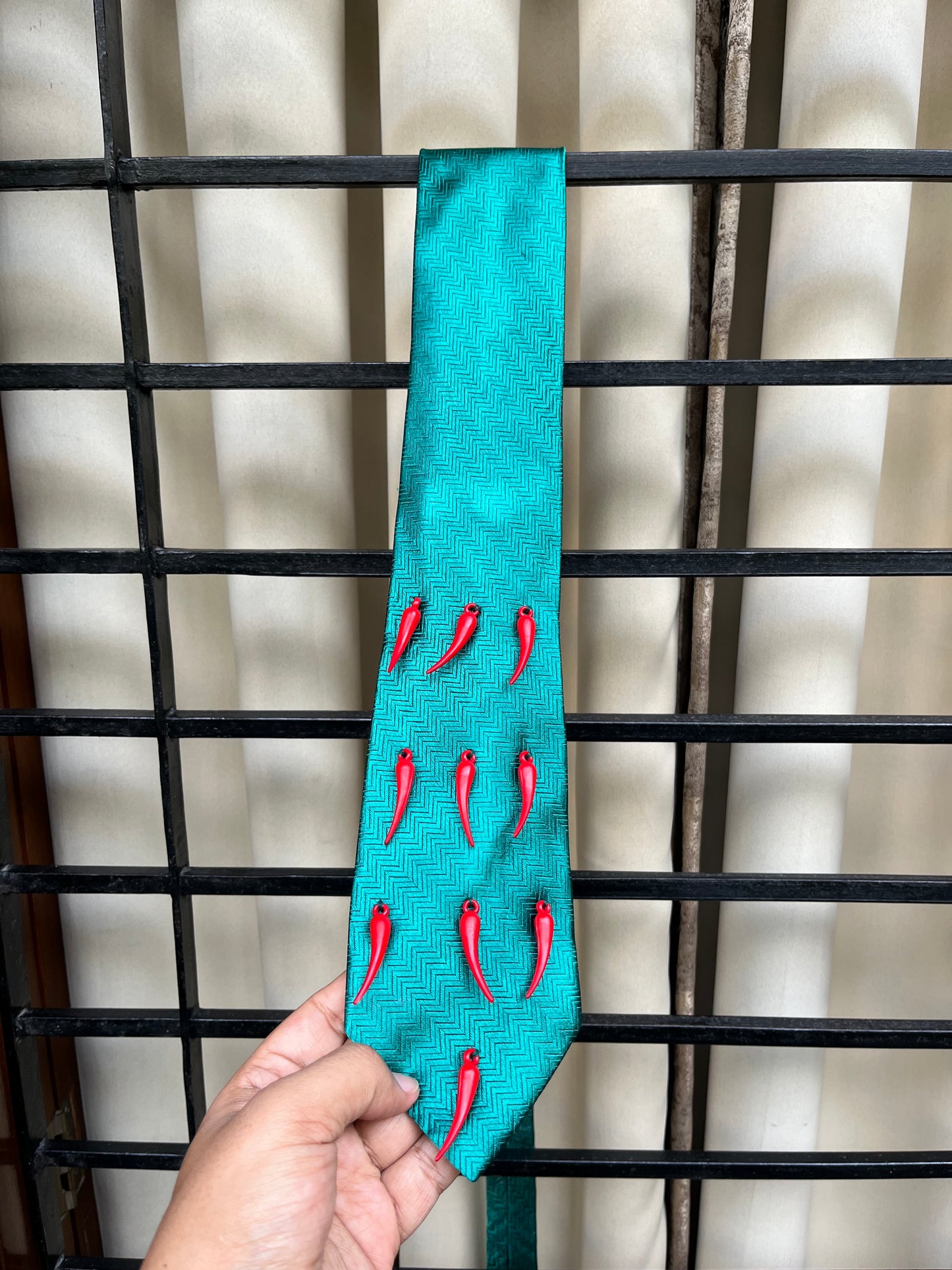 Mirchi charm Handmade Vintage Silk Tie