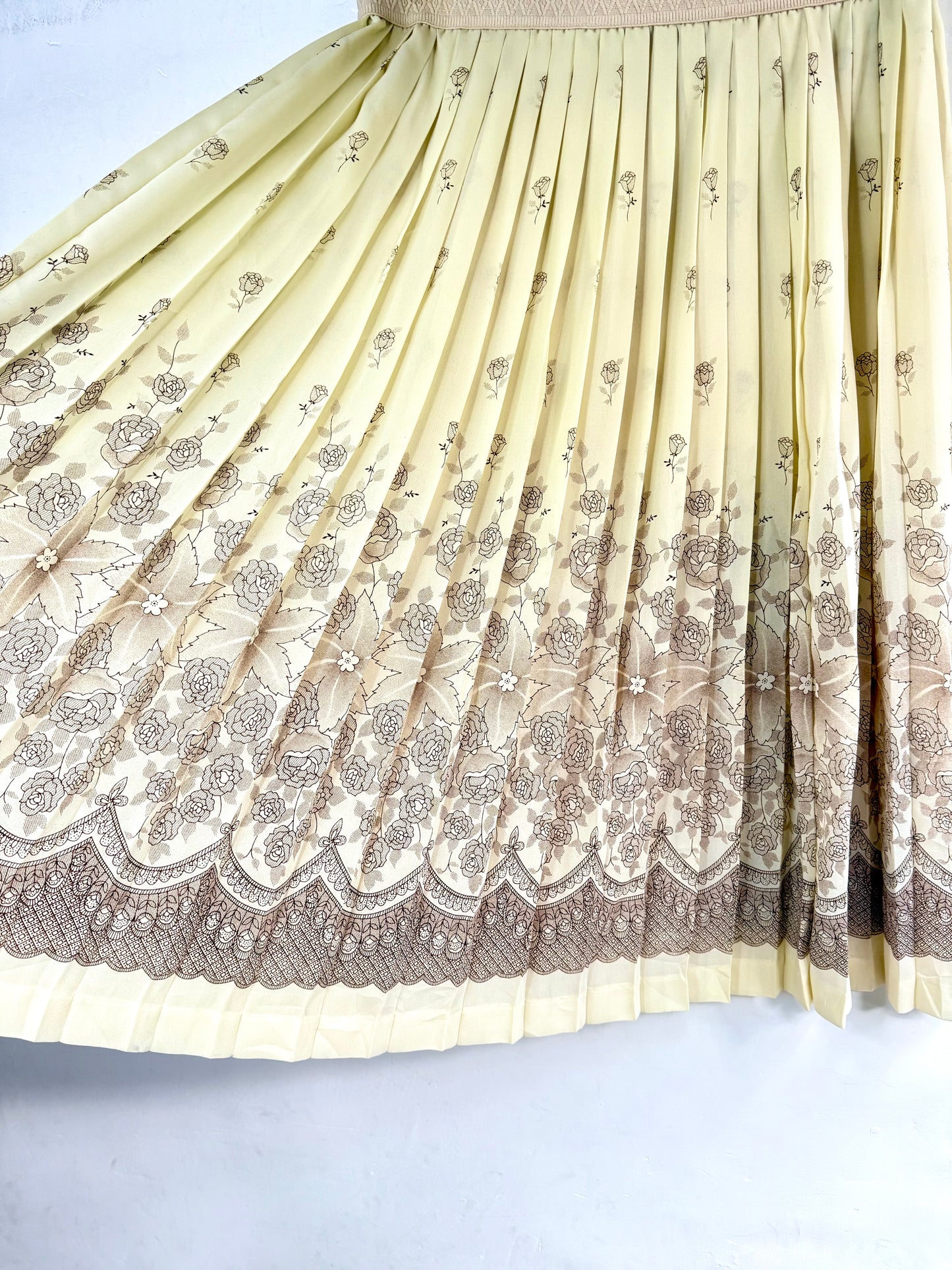 Floral shaded flared skirt