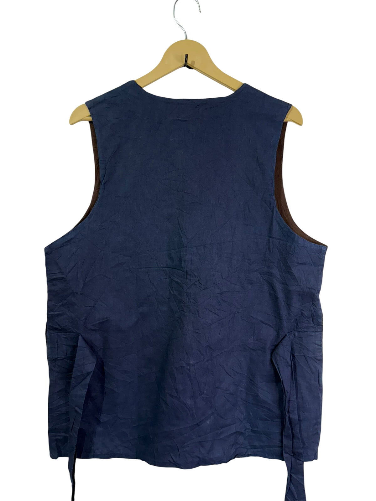 Nyline  Vest