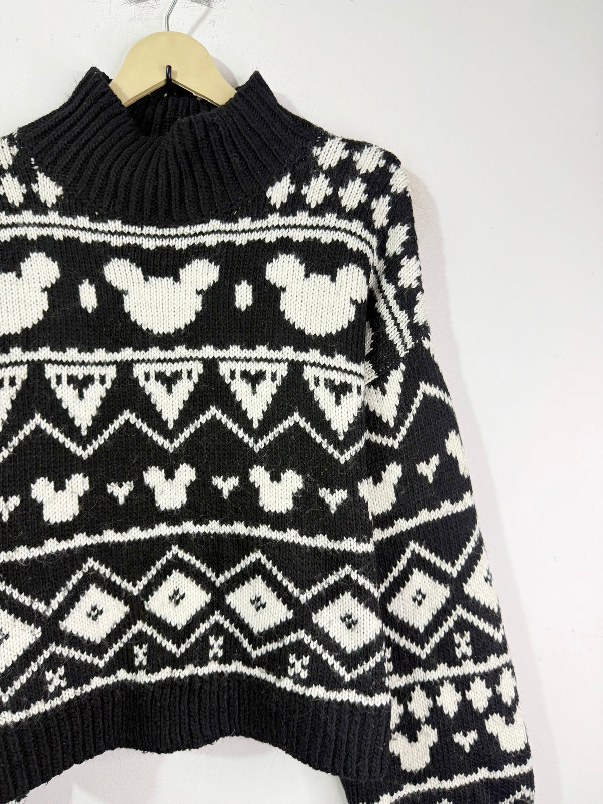 Abstract Sweater