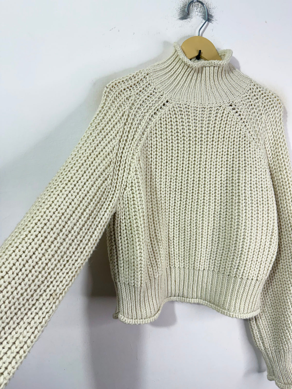 H&M  Sweater