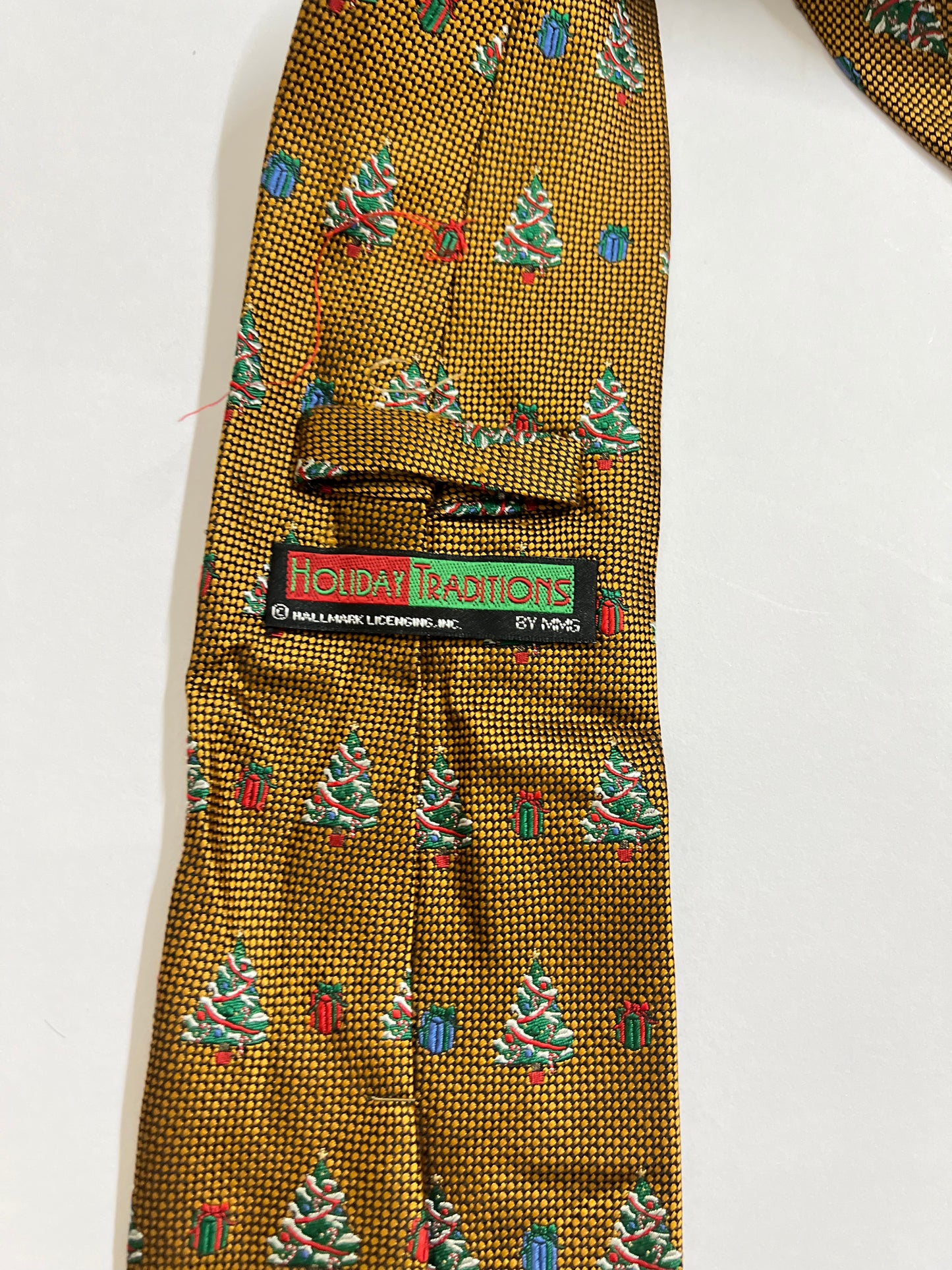 Holiday Traditions vintage satin tie