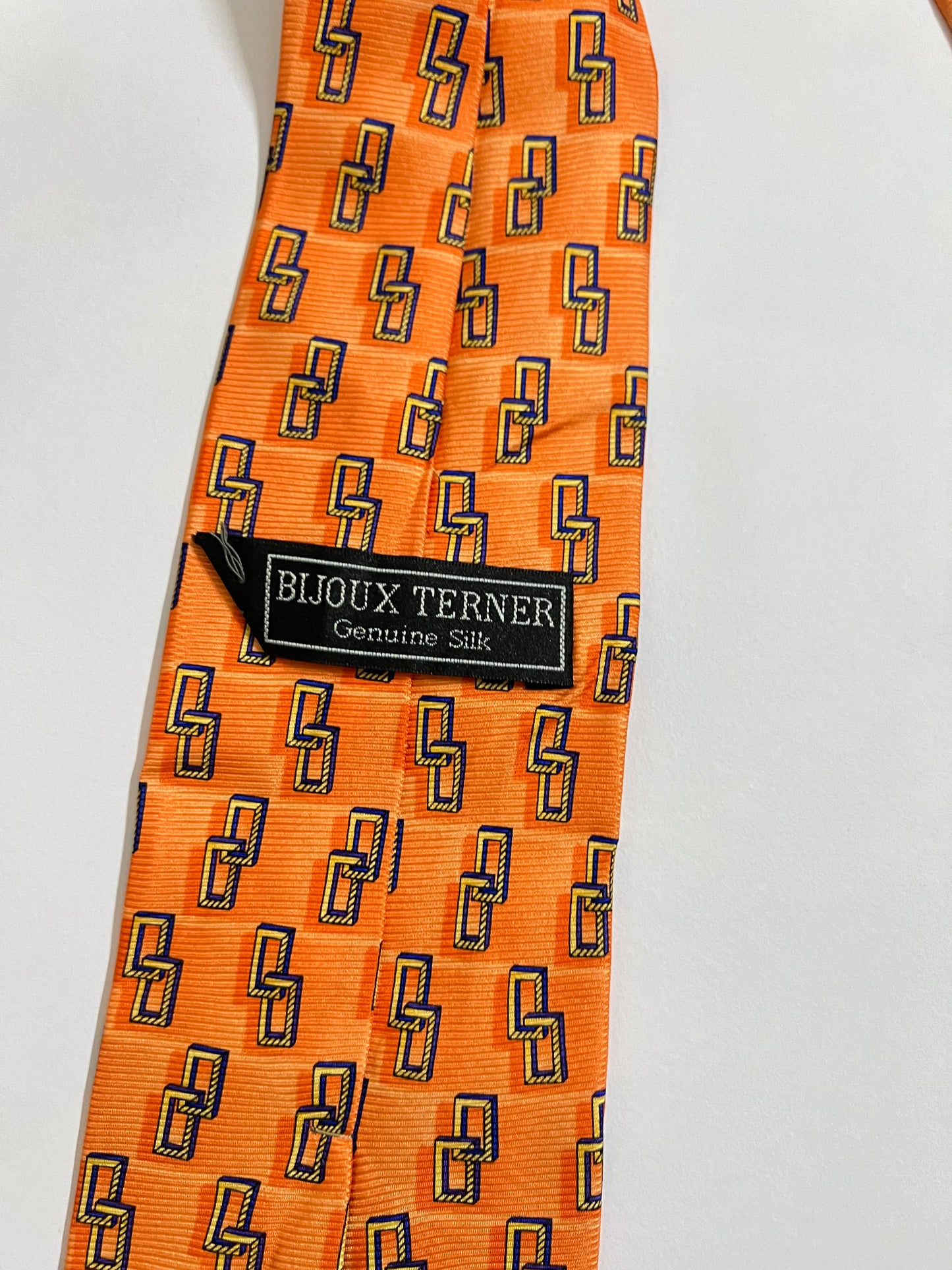 Bijoux Terner vintage silk tie