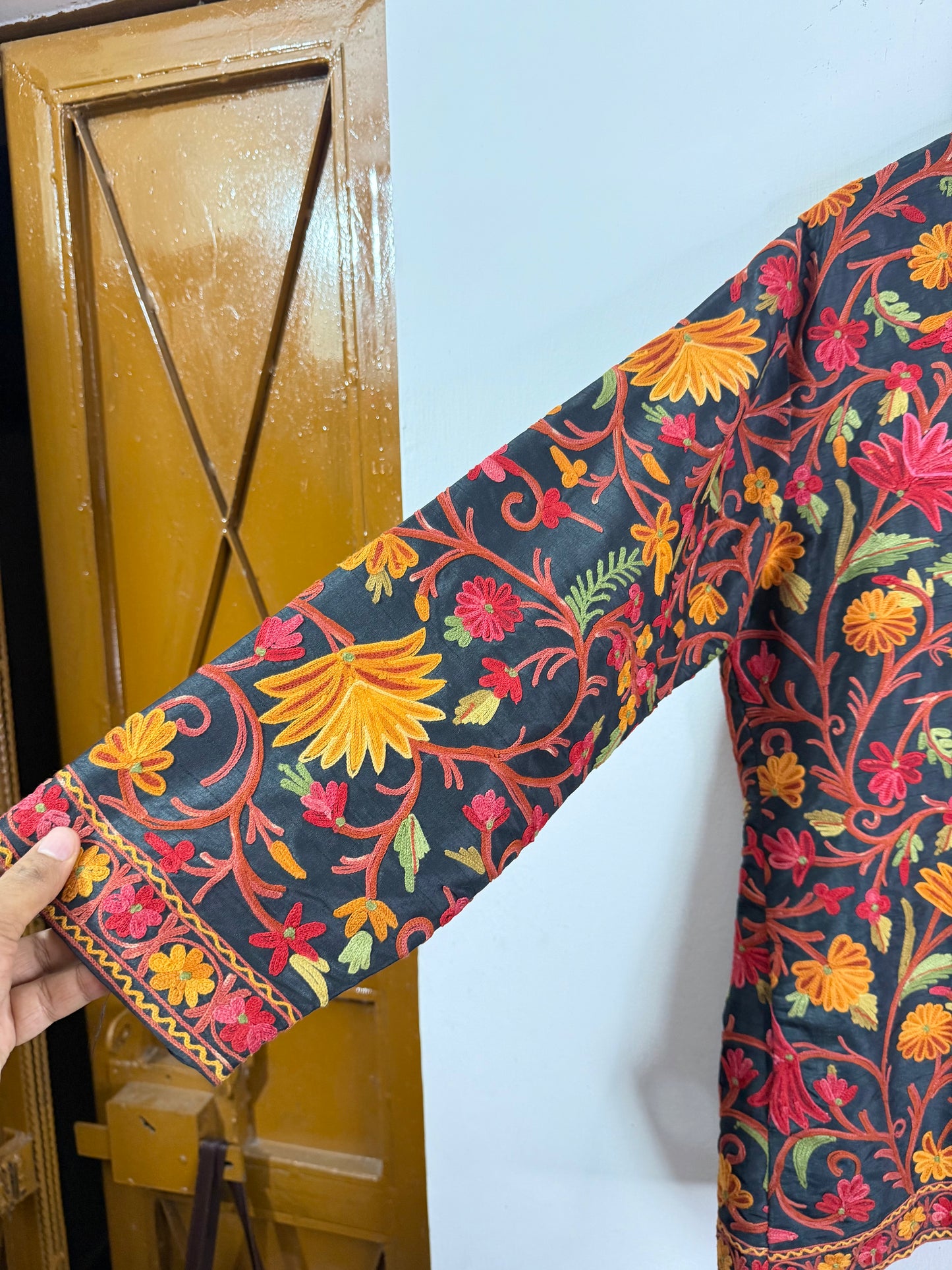 Embroidery colourful piece vintage Jacket